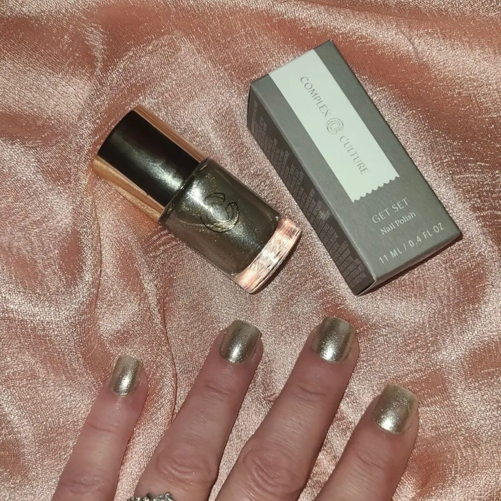 COMPLEX CULTURE Get Set Polish in DREAM (Antique Gold) 11 ml *BNIB